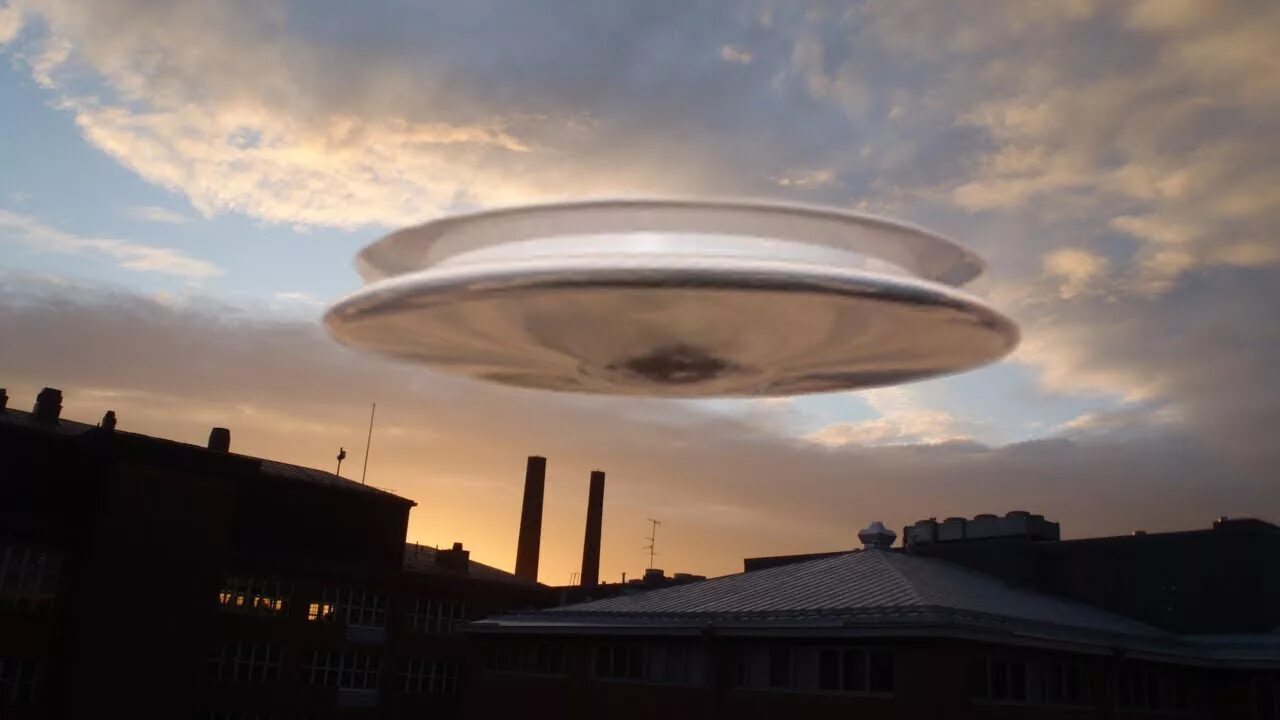 НЛО "летающая тарелка" Губенко. Летающая тарелка UFO 802f. НЛО UFO неопознанные летающие объекты. Реальные снимки летающих тарелок. Тарелка летит