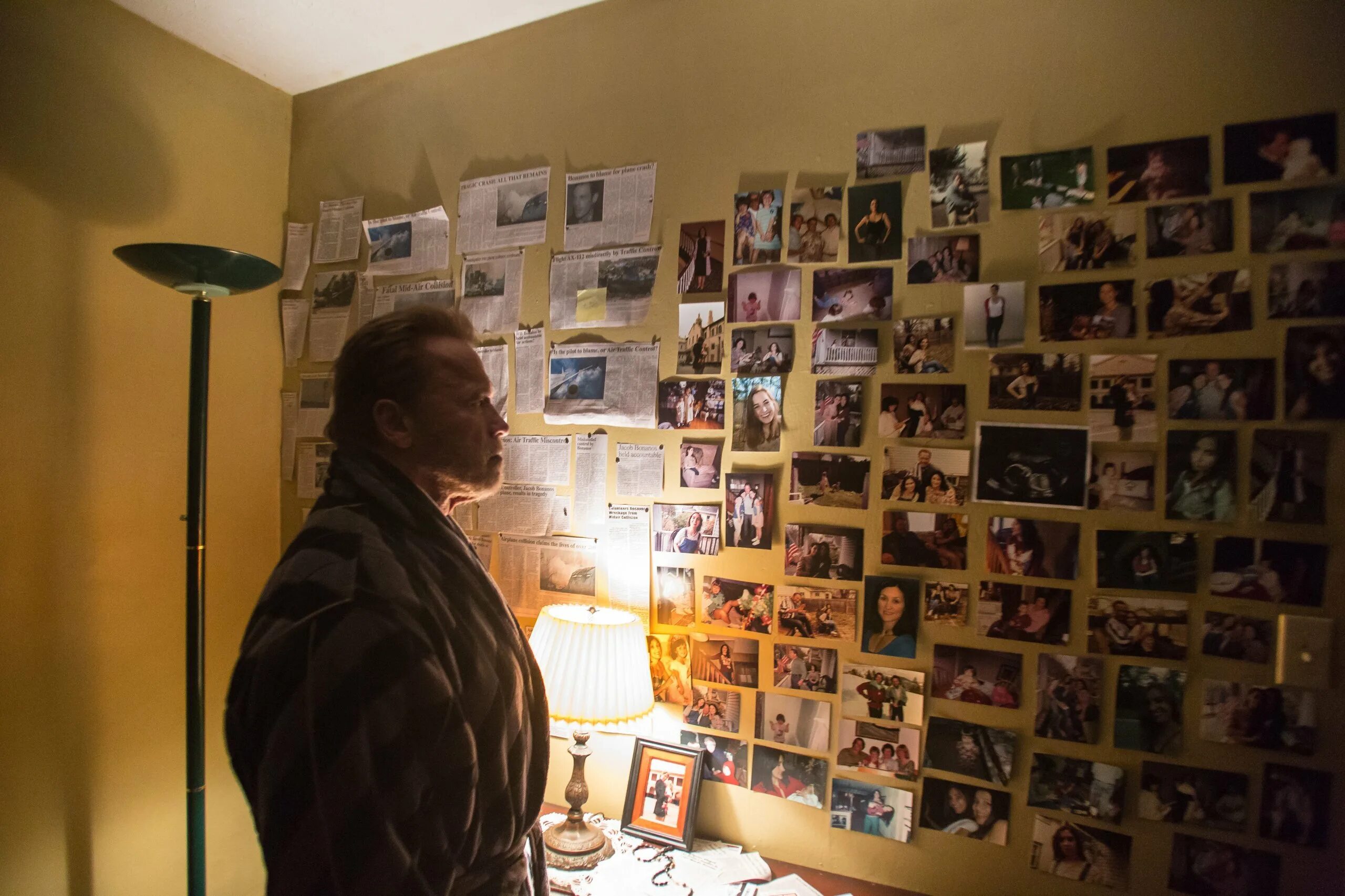 Непрощенный арнольд шварценеггер. Последствия 2017. Последствия 2017. Последствия кадры из фильма. Aftermath, 2017 фильм.