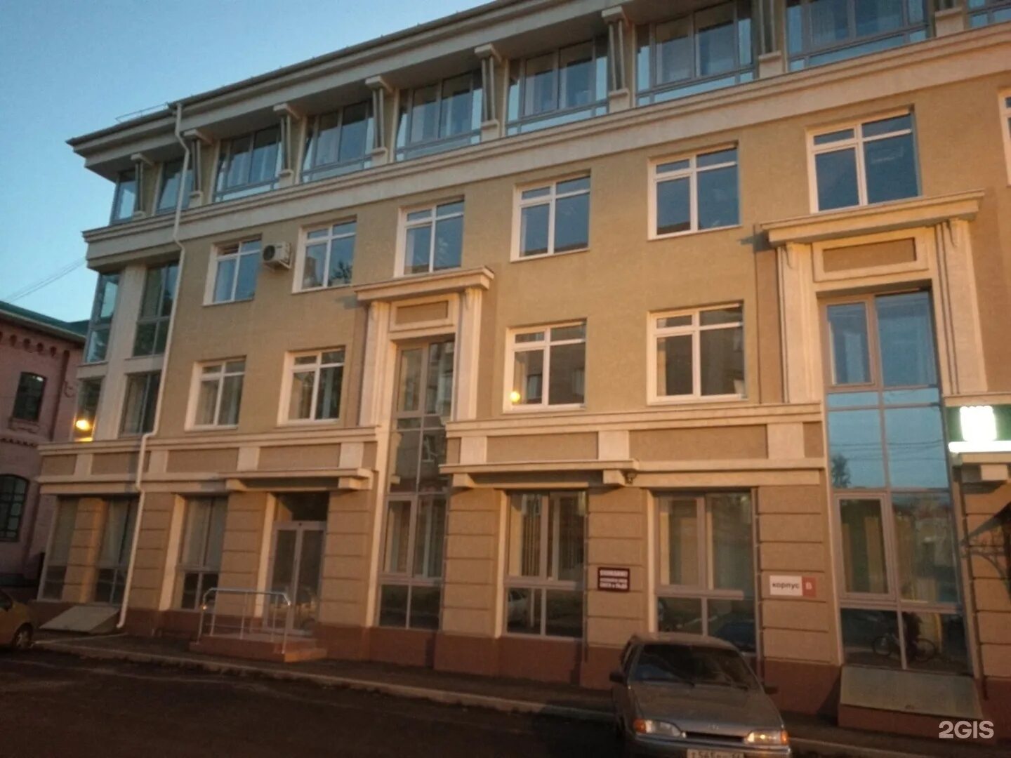 Управление капитального строительства оренбург. Кобозева 1е оренбург. 1. Укс оренбург. Ул кобозева оренбург.