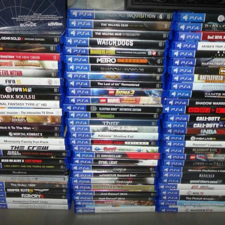 Диски ps4 авито. Моя коллекция игр ps2 PSP ps4. Коллекция дисков ps4. Коллекция игр на ПС 4. Моя коллекция игр на ps3.