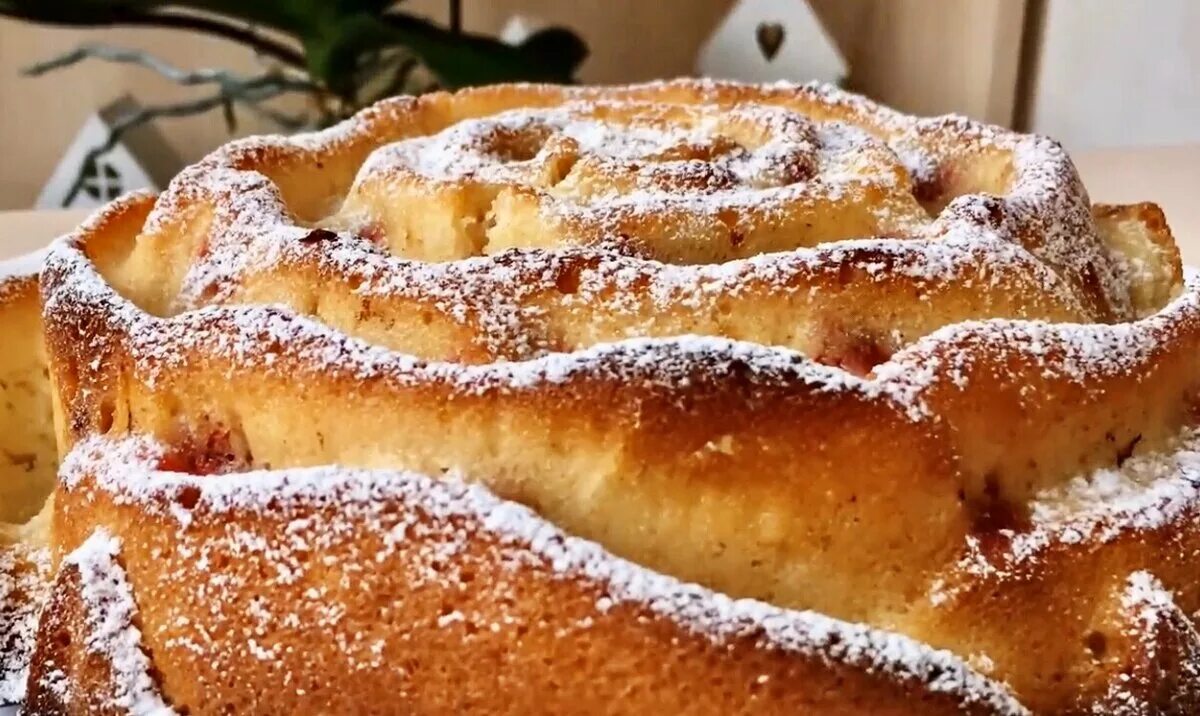 Выпечка. Выпечка и кулинария. Домашняя выпечка на кефире рецепты. Выпечка на кефире. Сахарное печенье на кефире.