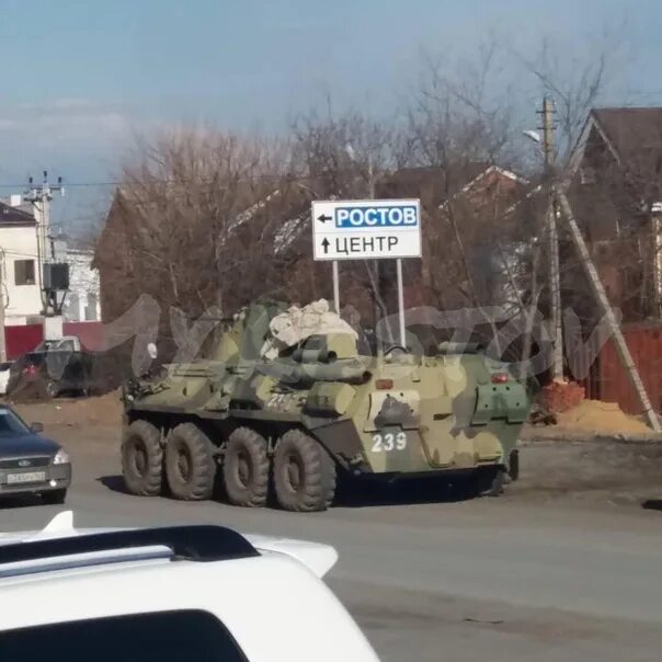 В ростов можно заезжать. Перемещение военной техники в ростове.