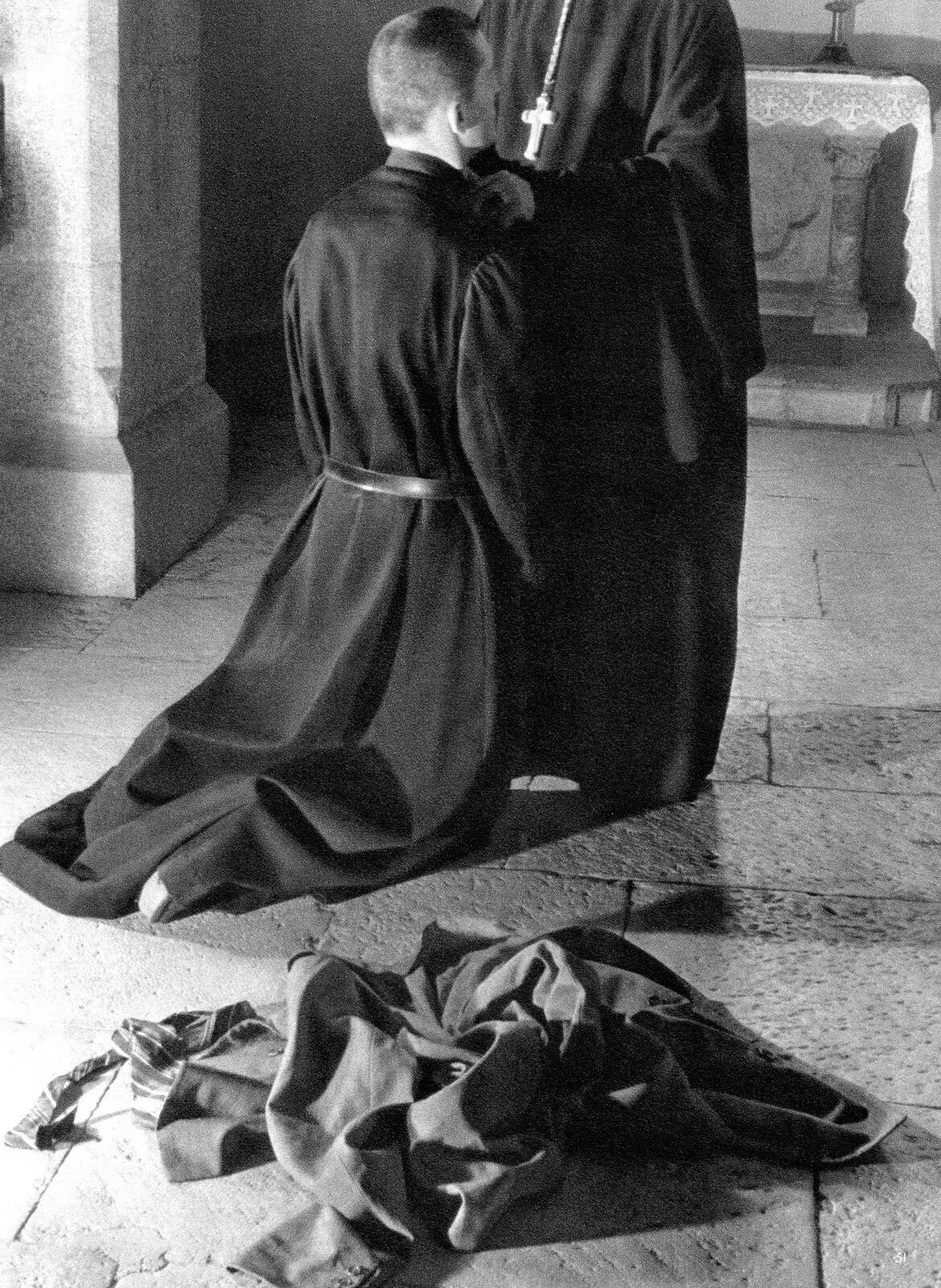 батюшка. священник эстетика. святой отец монах. мрачный монах. святой отец монах.