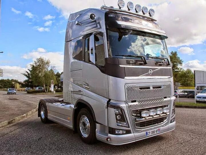 Вольво фш 13 года. Вольво ФН 16. Volvo fh16. Volvo FH 2022. Вольво fh16 2022.