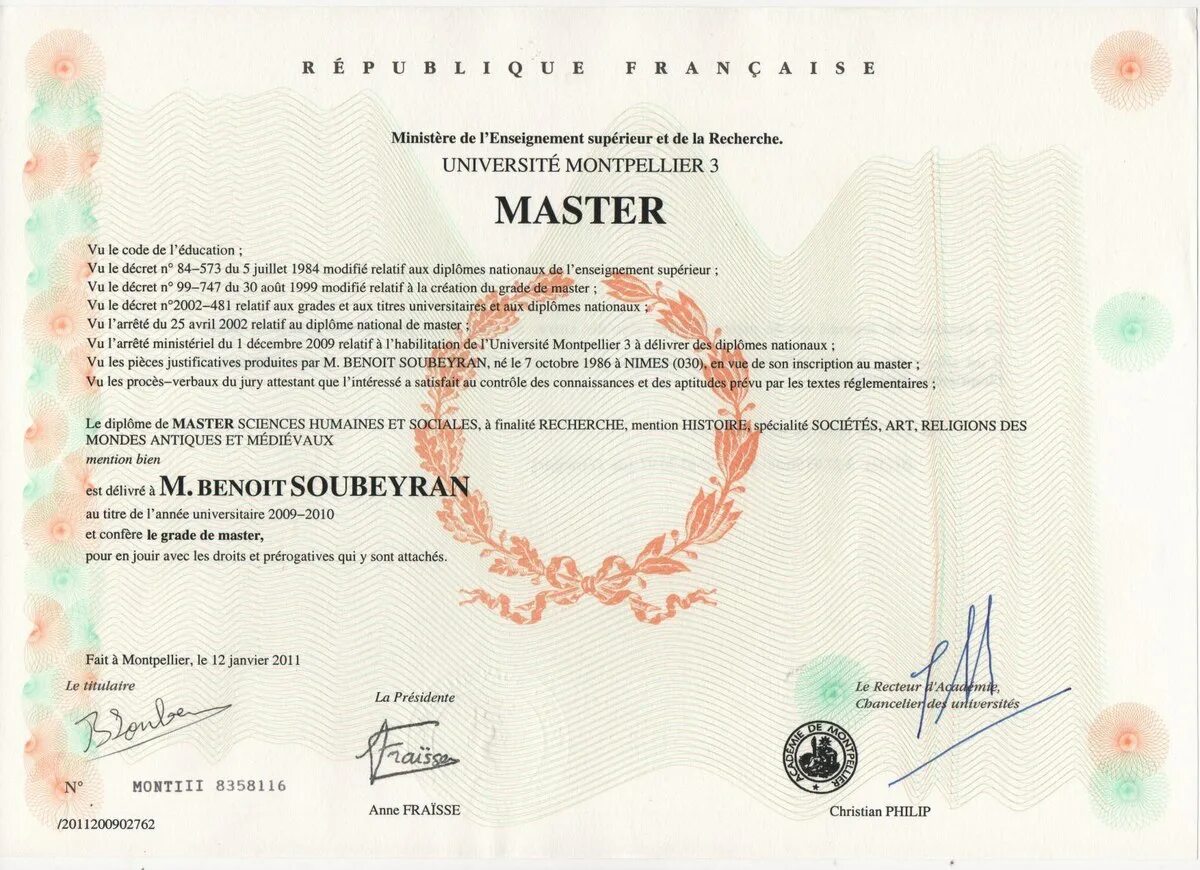 Master 2 diplôme. Diplome de Master перевод. Степень бакалавриат на французском. En master