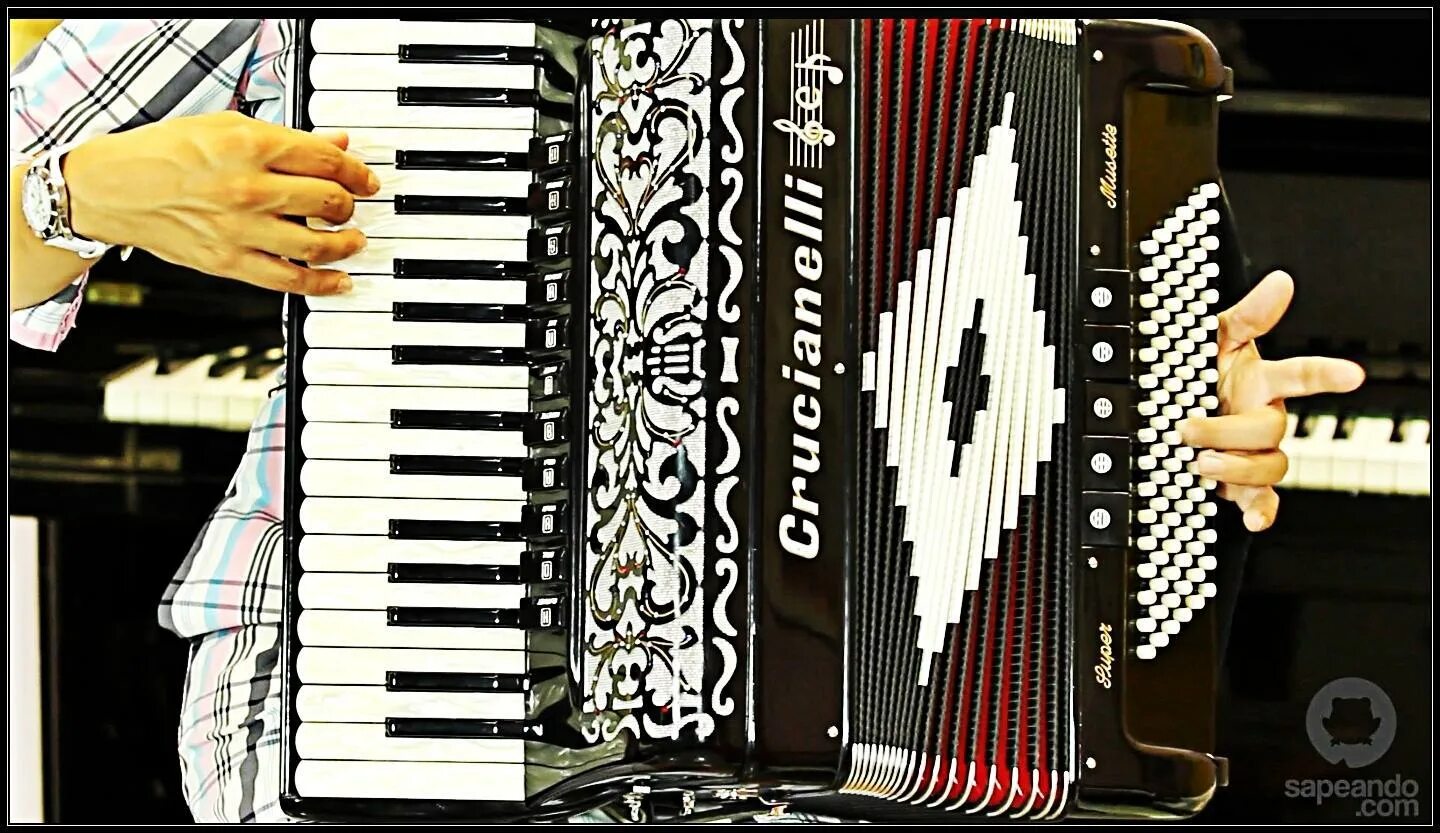 Баян рисунок. Картина - играющий на аккордеоне. Аккордеон как играть. Музыкальные инструменты гармония аккордеон. Баянист рисунок.