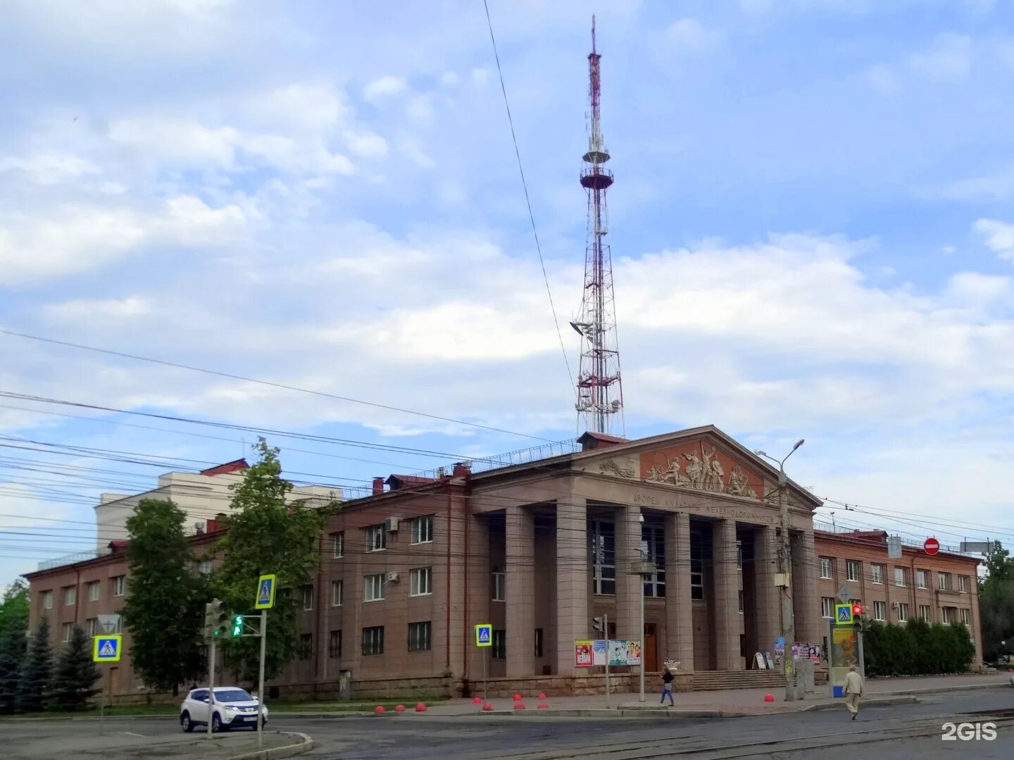 Дворец культуры железнодорожников ул цвиллинга 54. Цвиллинга 54 челябинск. дворец культуры железнодорожников (каменск-уральский). цвиллинга 54 железнодорожников цвиллинга. дворец железнодорожников челябинск.
