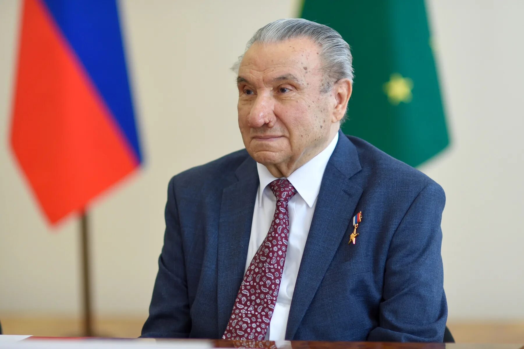 100 летие государственности адыгеи. Исхак машбаш. Адыгейский писатель машбаш. Адыгейский писатель машбаш. Адыгейский писатель машбаш.