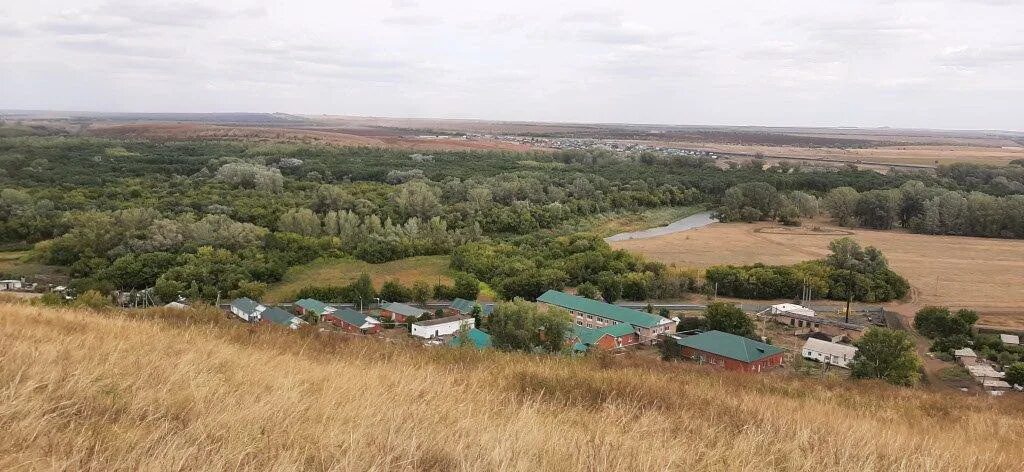 Поселок октябрьский оренбургская область. Поселок Салмыш Оренбургская область. Октябрьский район Оренбург. Салмыш Октябрьский район. Оренбург поселок Салмыш.