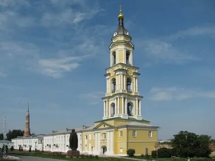 Монастырь колокольня