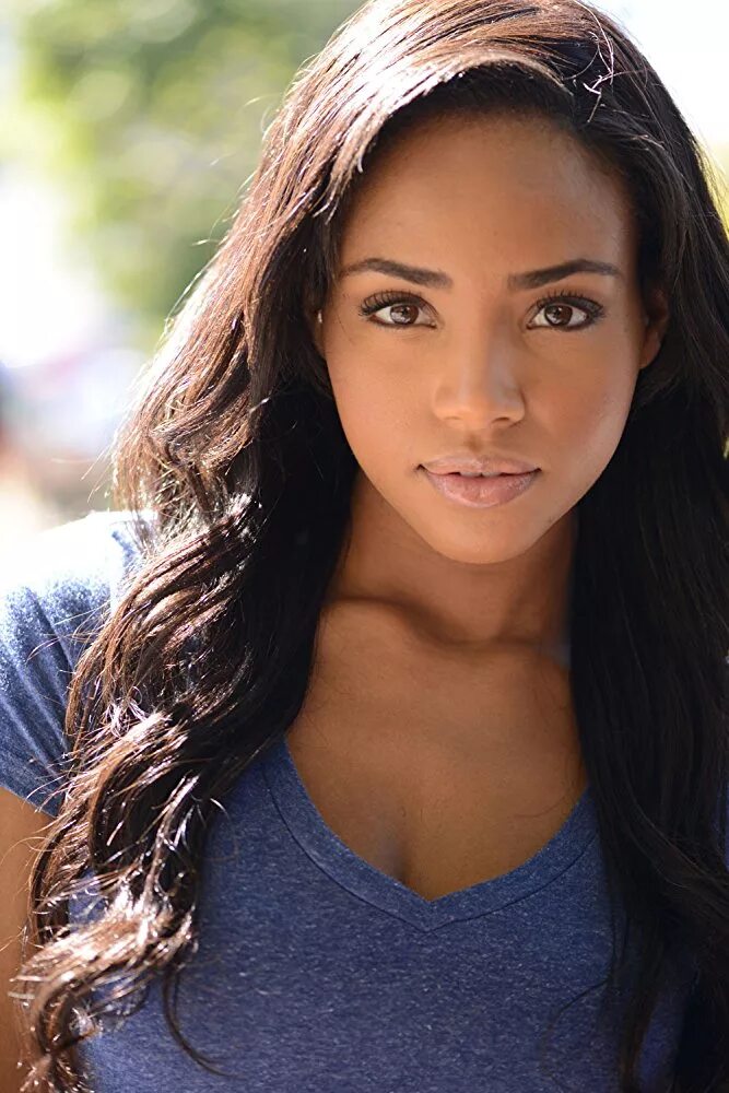 Мэган Тэнди. Мэган Тэнди Meagan Tandy. Мэган Тэнди Волчонок. Мэган Тэнди горячие. Симпатичная мулатка