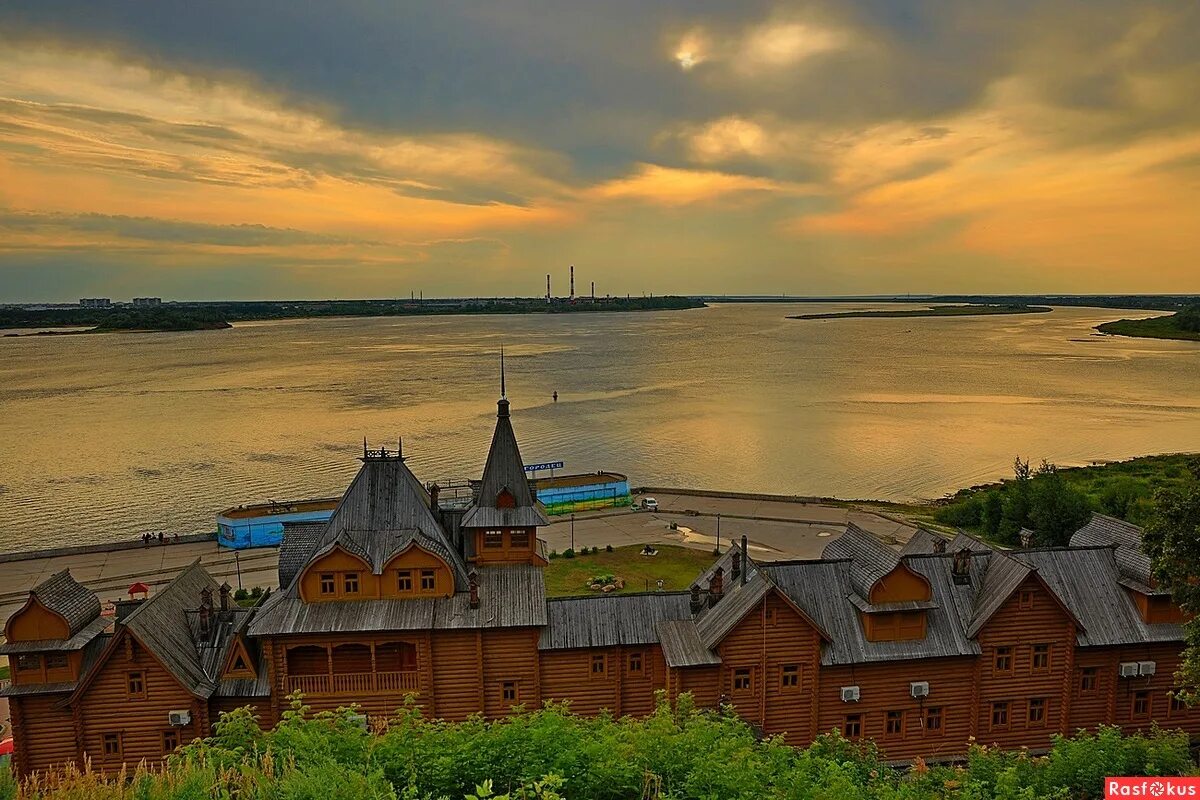 Какой нижегородская область. Река Волга Городец. Город Городец Нижегородской области. Городец Нижегородская область Волга. Город Городец река Волга.