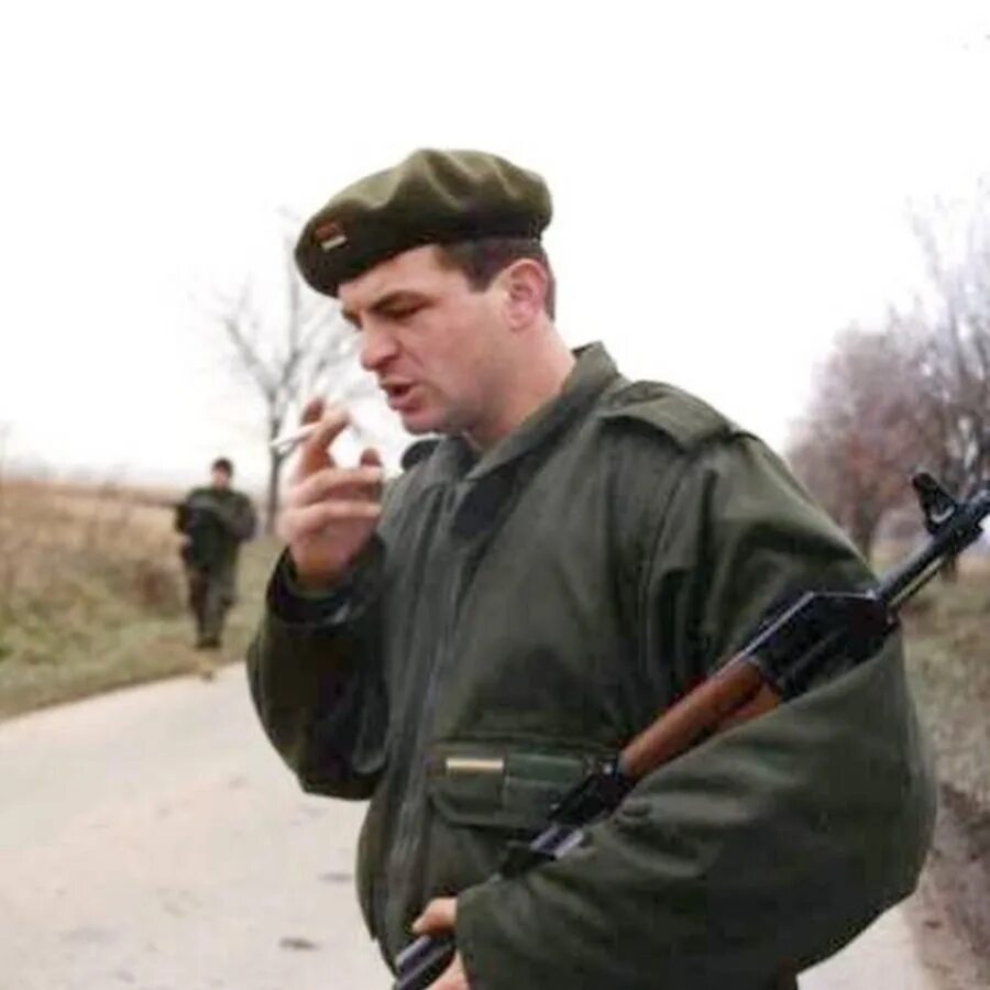 Категорию в добровольцем берут