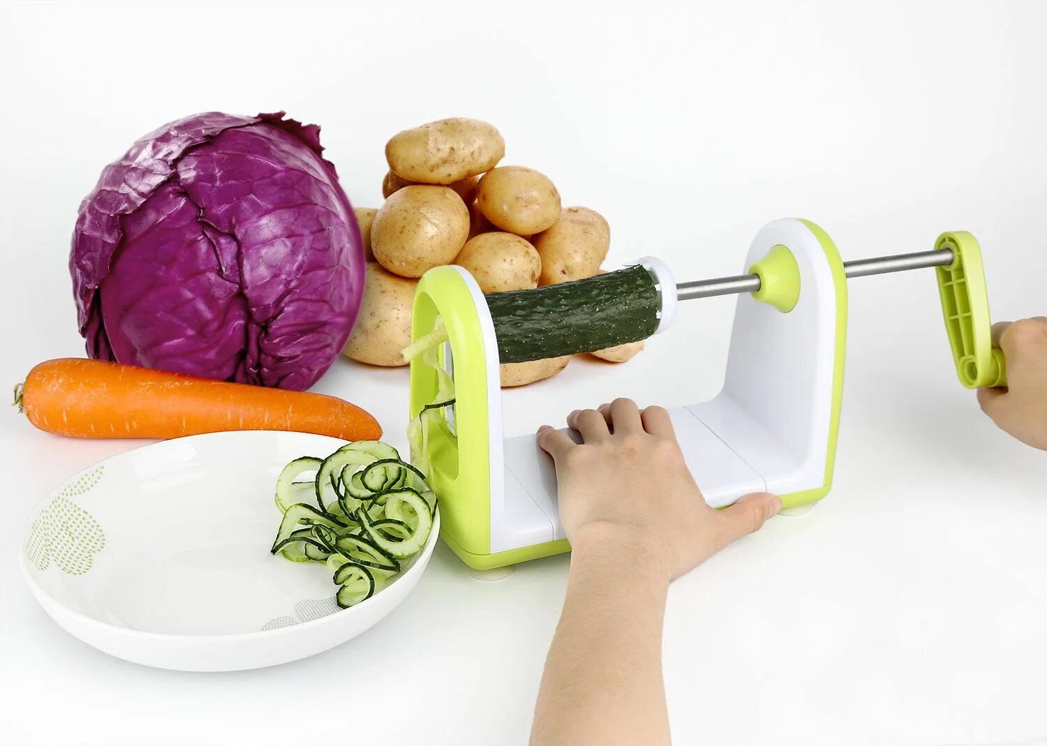 Vegetable cutter. Слайсер для моркови. Японский слайсер для овощей. Слайсер для овощей презентация. Слайсер 3d.