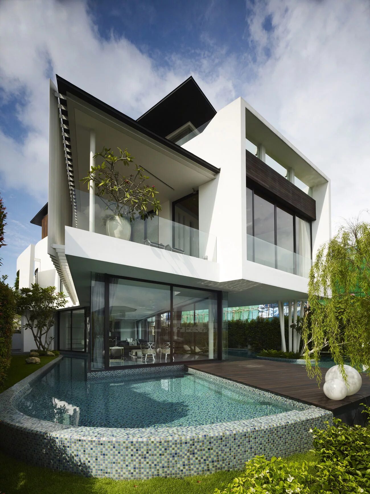 Фото крутых домов. Мэншен-Хаус (Mansion House). Манисон вилла Модерн в России. Aamer Architects Сингапур. Современная вилла.