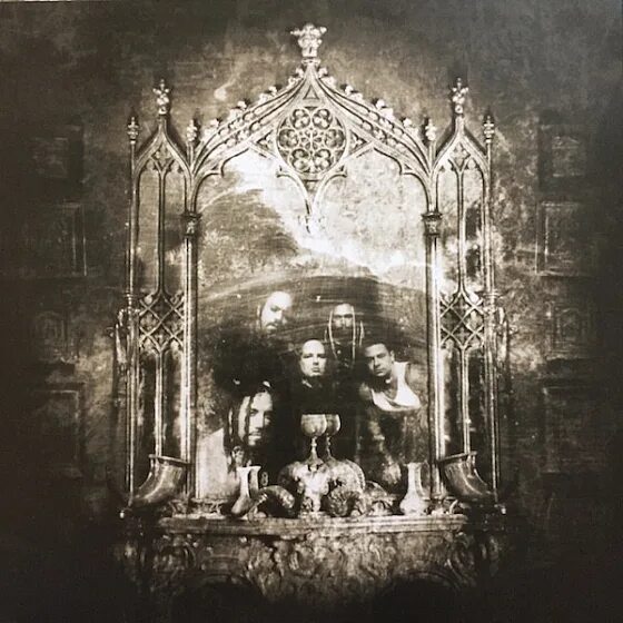 We look in the mirror. Korn take a look in the mirror 2003. korn take a look in the mirror album. korn take a look in the mirror обложка. korn take a look in the mirror cover.