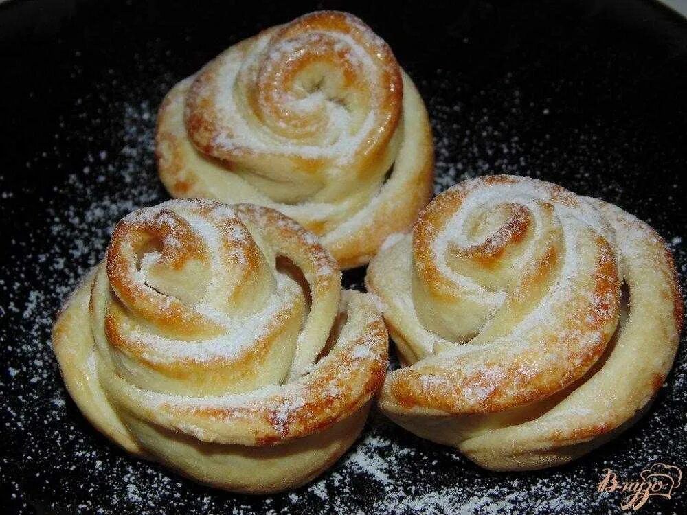 Булочки розочки из теста с сахаром