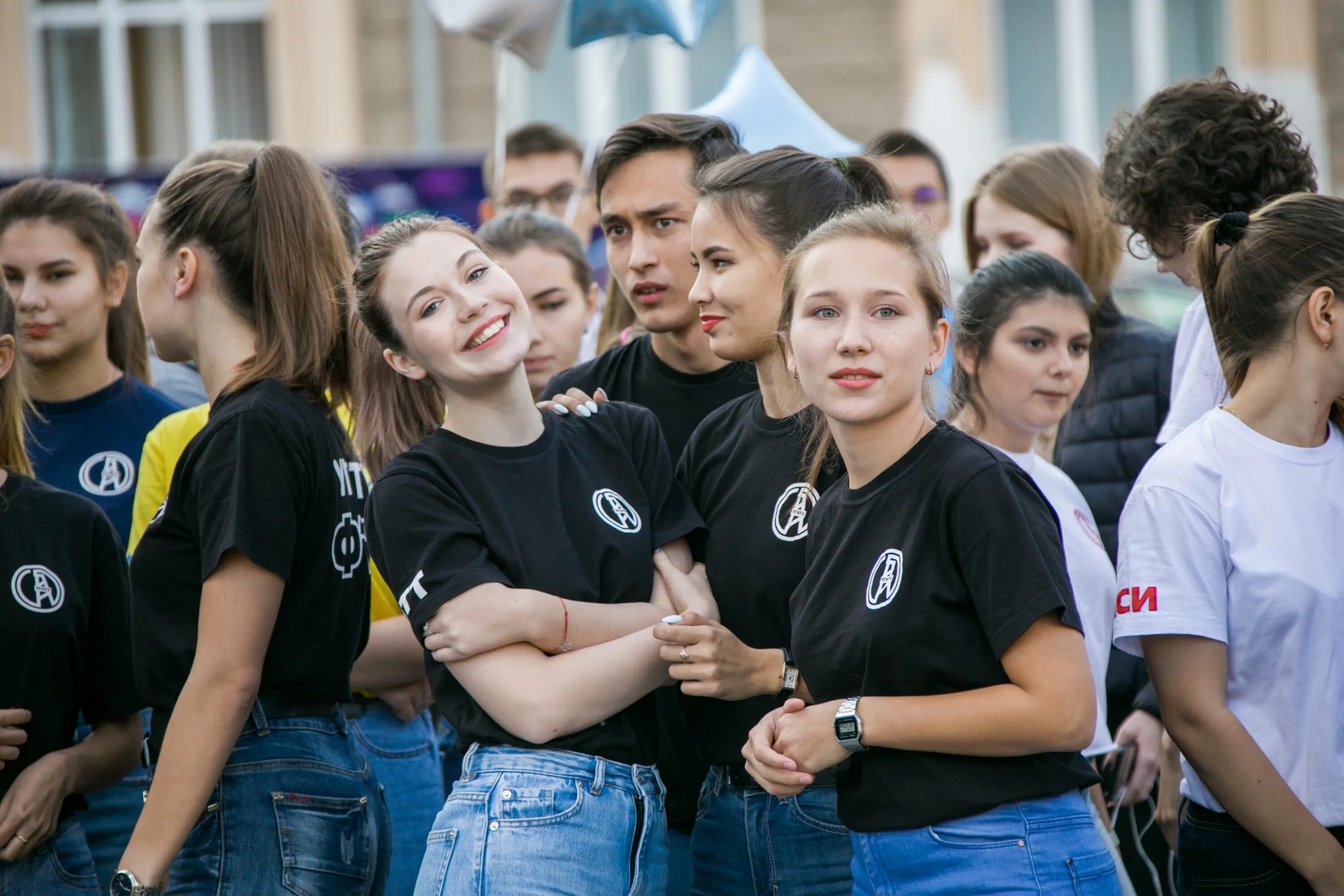 Угнту поступи. УГНТУ студенты. УГНТУ день первокурсника. Футболка УГНТУ. Культурно-массовая деятельность студентов.