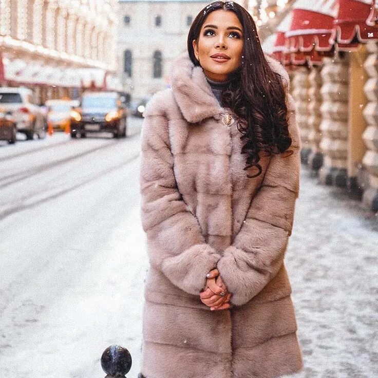 Шубки москва. Шубки москва. Шубки из эко меха. Шубки москва. Шуба из соболя braschi.