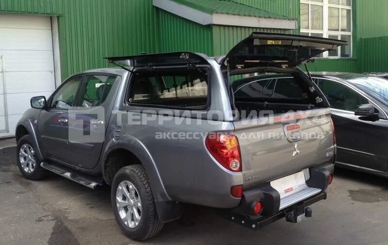 Купить кунг митсубиси. Mitsubishi l200 Carryboy. L200 кунг. Кунг Митсубиси л200 Карибой. Кунг Mitsubishi l200 Carryboy.