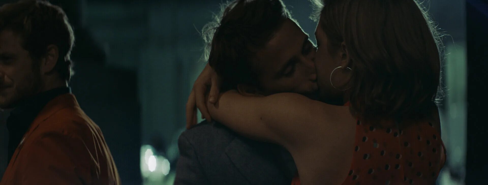 страсть и верность. страсть и верность. маттиас шонартс телохранитель. страсть и верность фото. страсть и верность.