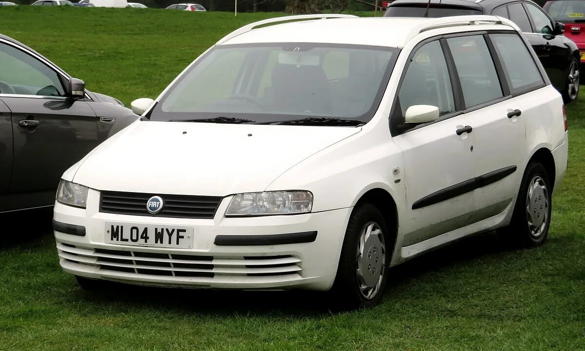 Фиат стило дизель. Фиат стило 1. Fiat stilo 2010. 9 jtd. Фиат стило 2005.