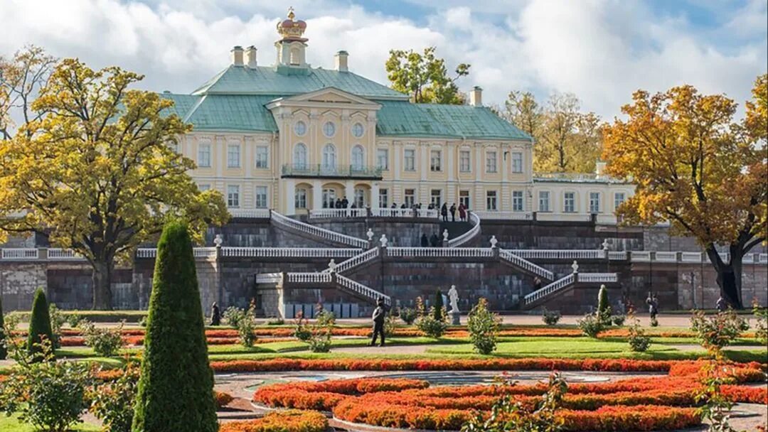 Большой Меншиковский дворец в Ораниенбауме. Парк Ораниенбаум в Петергофе. Парковый ансамбль Ораниенбаум. Ломоносов Ораниенбаум дворцы.