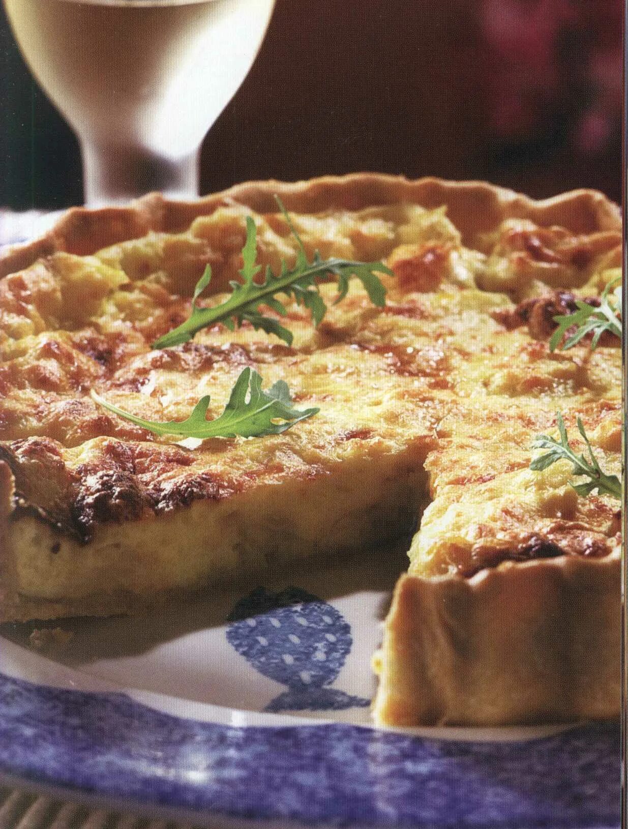 пироги с горбушей. пирог с пикшей. евгения барукова пироги рецепт. пикша в омлете. киш с форелью.