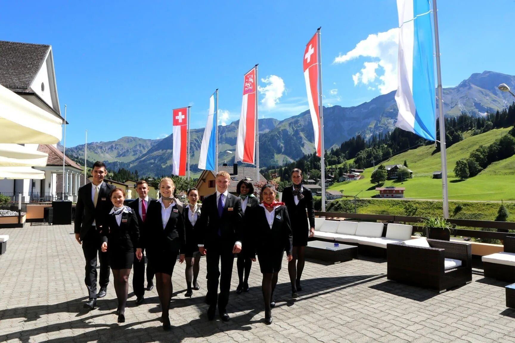 Швейцария переговоры россии. Швейцария менеджмент. Бизнесмены Швейцарии. Деловая культура Швейцарии. Швейцария деловой туризм.