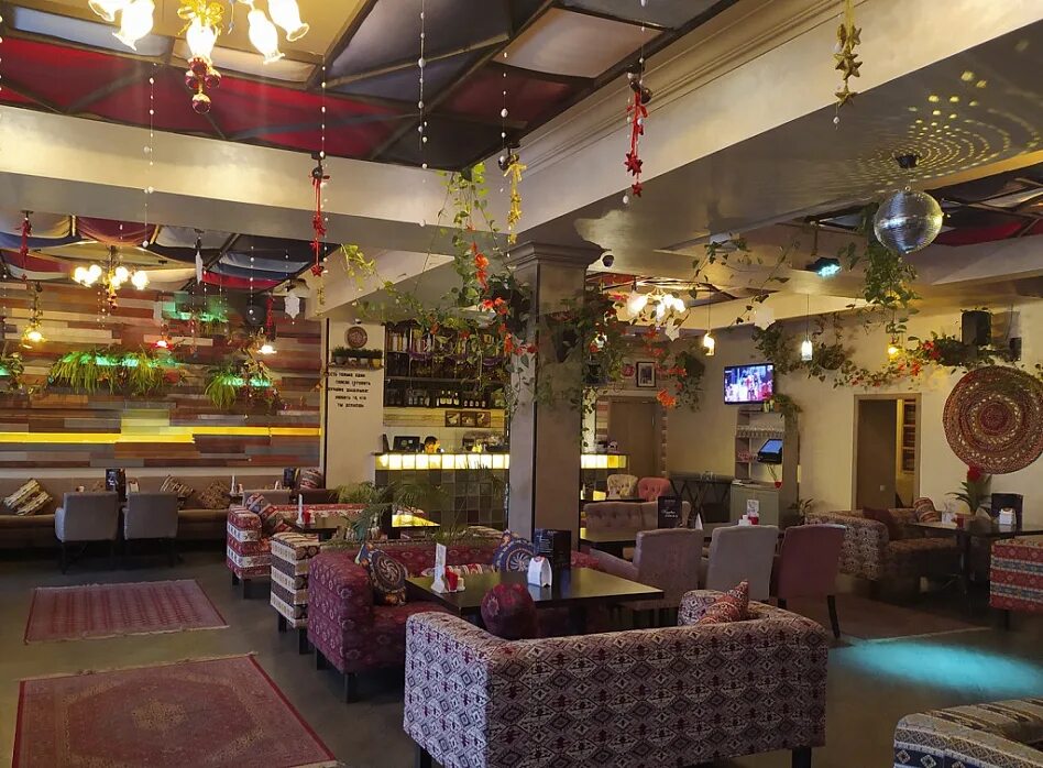 Дубнинская кухни. Дубнинская кухни. Кафе в кавказском стиле интерьер. Необычная вкусная кухня в москве. Bar cabinet.