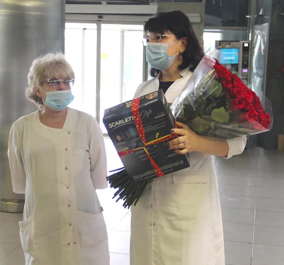 Старшая медсестра гкб. Вересаева медсестры. В. Медсестра онкологического отделения. Старшая медсестра в больнице.