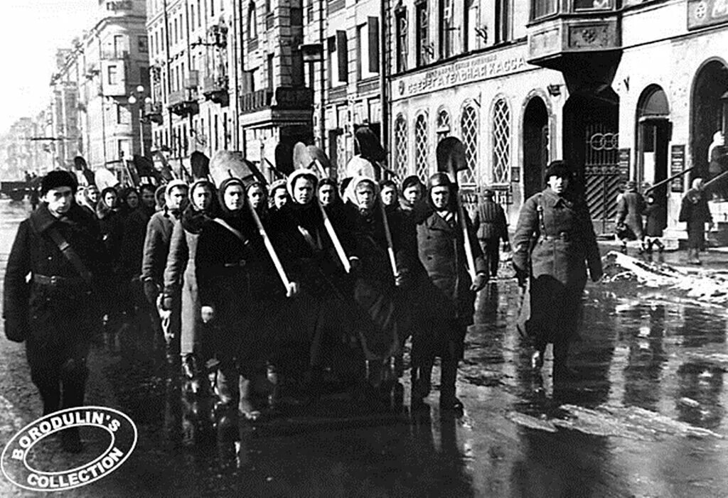 Житель ленинграда 1941 1944. Блокадный ленинград 1941 8 сентября. Жители блокадного ленинграда. Жители ленинграда в блокаду. Житель ленинграда 1941 1944.
