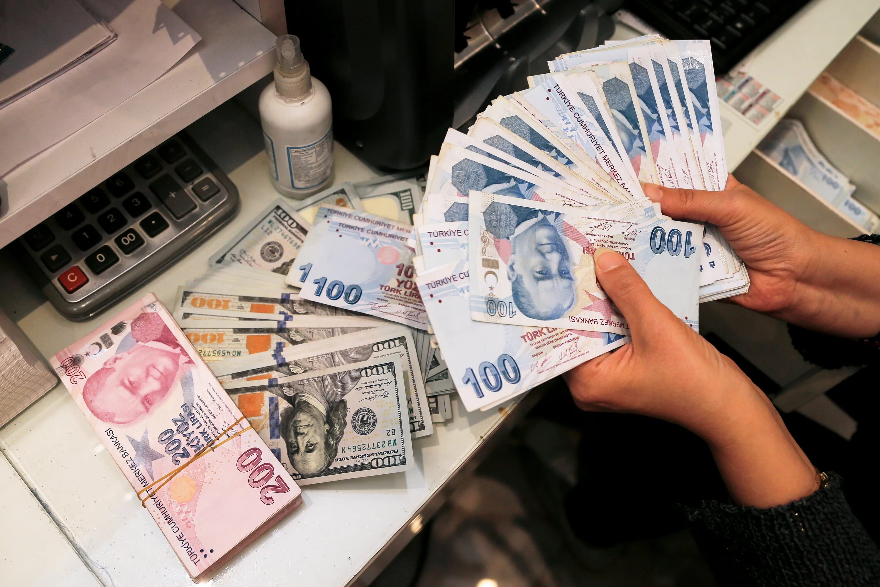 Деньги Турции. Валюта Турции. В турции доллары или евро
