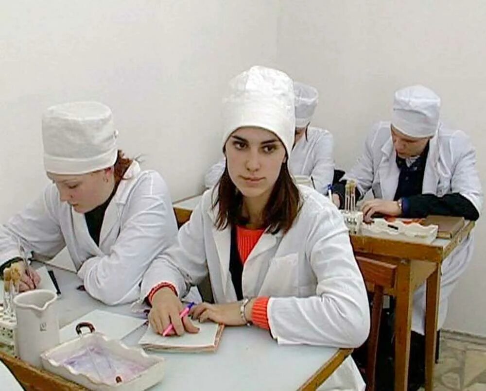 Владимирские колледжи специальности. Студенты медики. Студенты медики на практике
