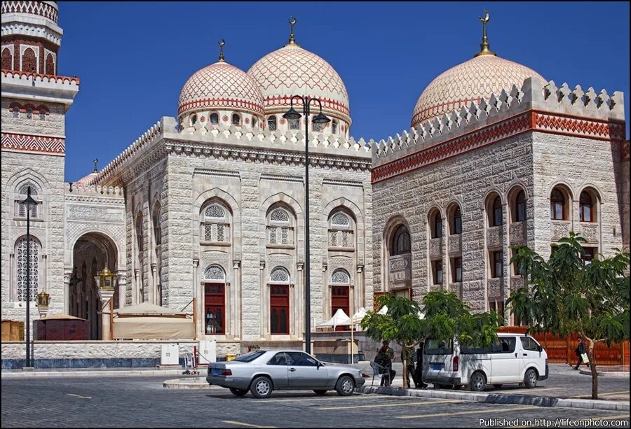 Мечеть Аль-Салех, Сана. Мечеть Емен Йемен al-Saleh Mosque. Сана столица Йемена. Йемен Сана достопримечательности.