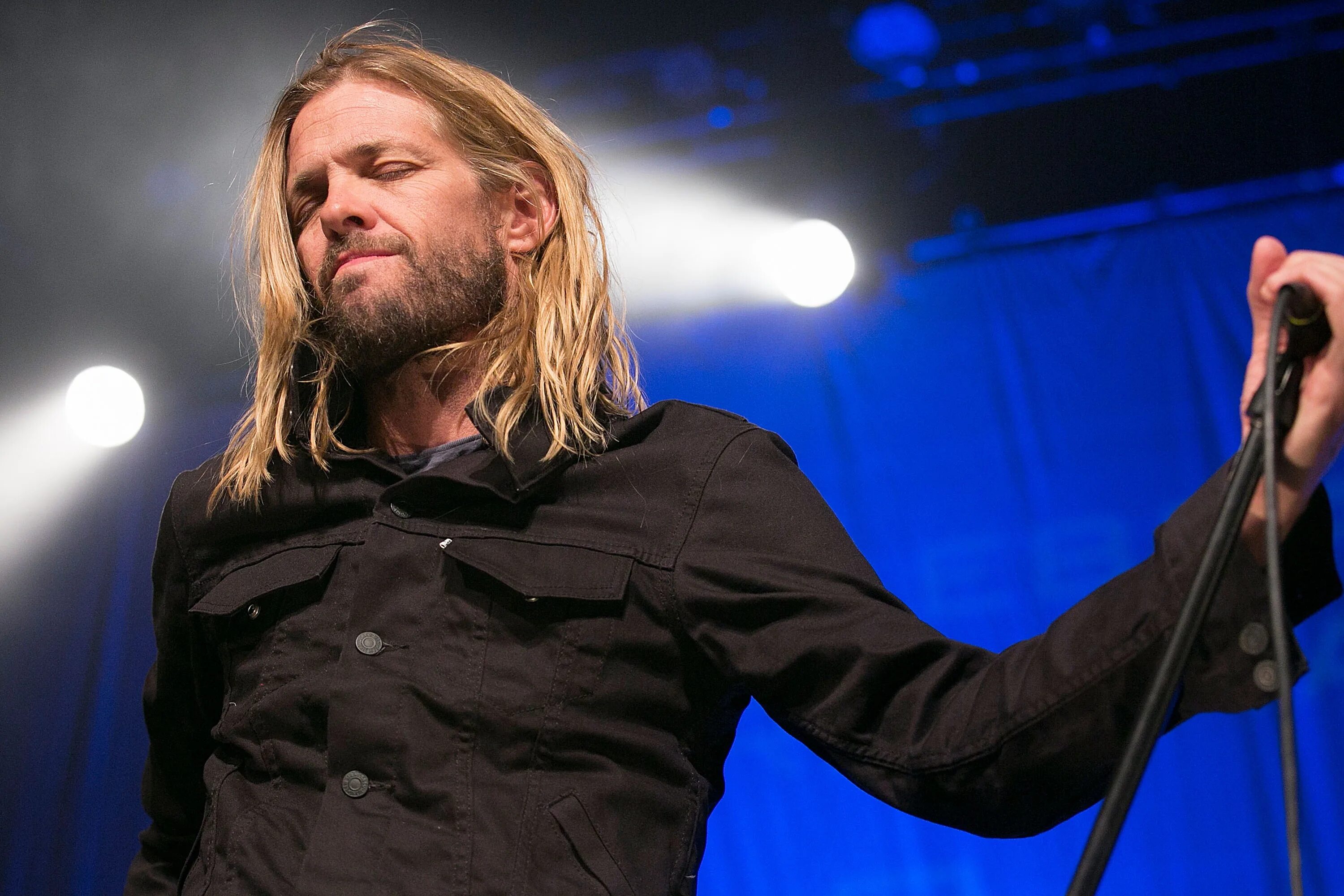 Taylor hawkins. Тейлор хокинс. барабанщик foo fighters. foo fighters taylor hawkins. taylor hawkins nirvana.
