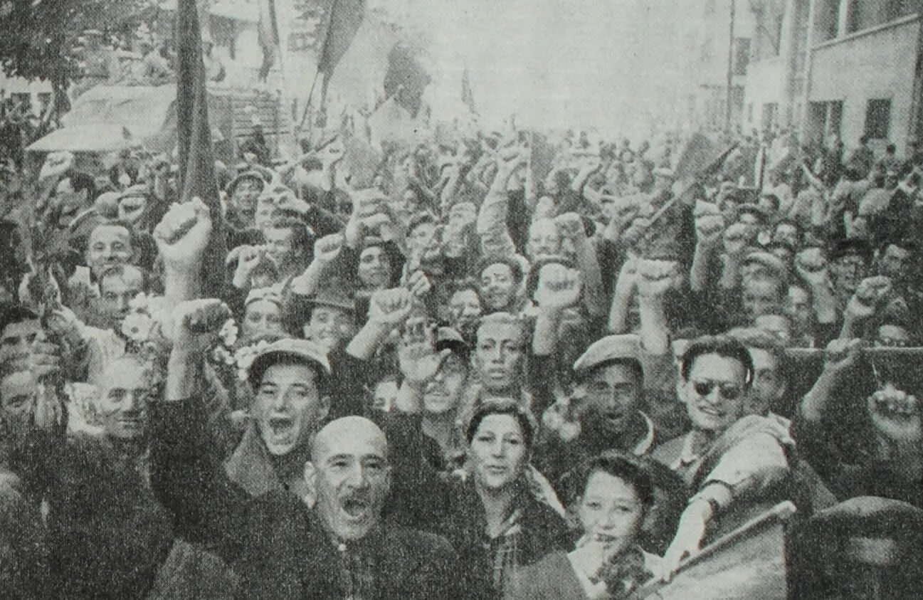Воропаев вступил в бухарест день был. Восстание в бухаресте 1944. переворот в румынии 1944. 31 августа 1944 года бухарест. штурм бухареста 1944.