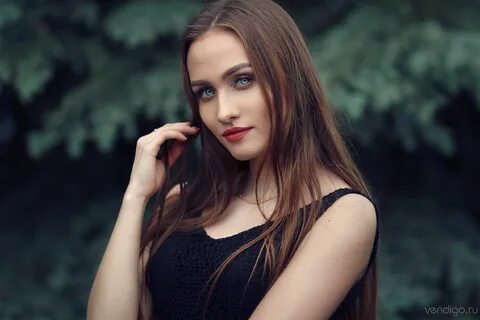 Natural brunette