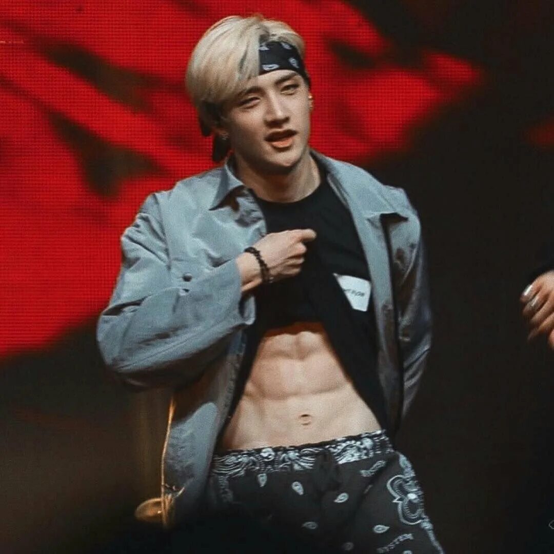 Fox sin ban. Бан семь смертных грехов. Лисий грех бан. Бан и мелиодас. Бан 7 смертных грехов.