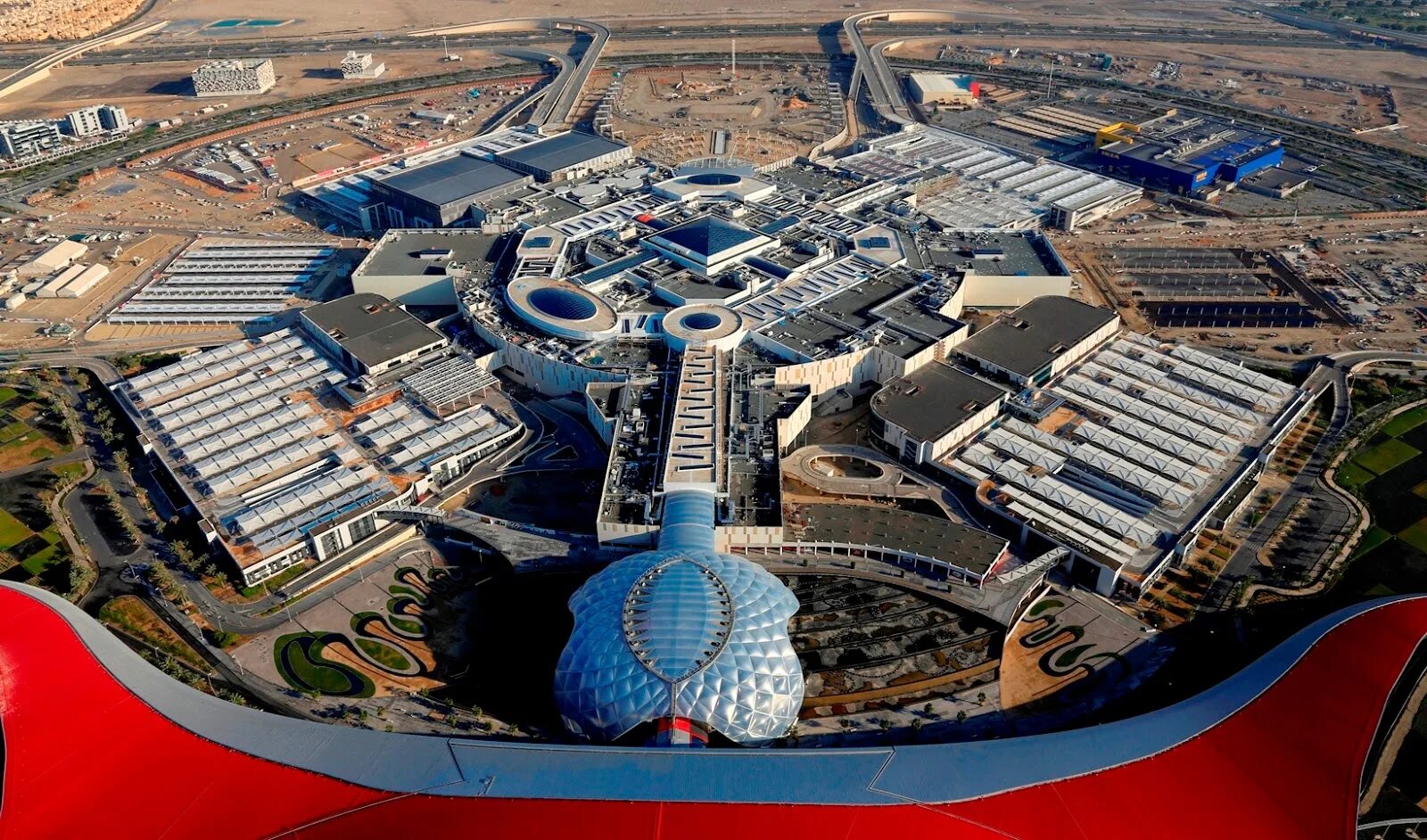 Yas Mall Абу Даби. Абу-Даби остров яс яс Молл. Абу-Даби торговый центр яс Молл.