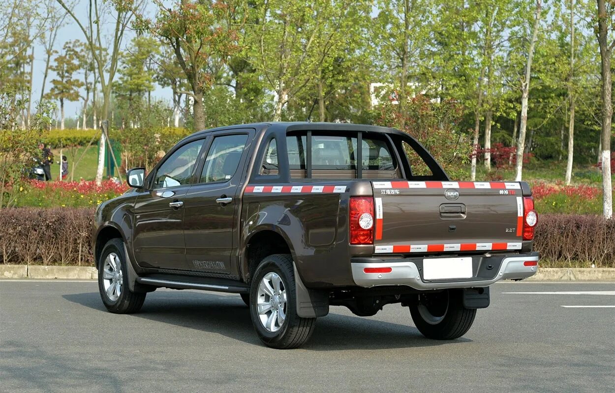 Пикап жак цена. JAC t6 пикап. Китайский JAC t6. Китайский пикап Джак. Китайский пикап Жак т6.