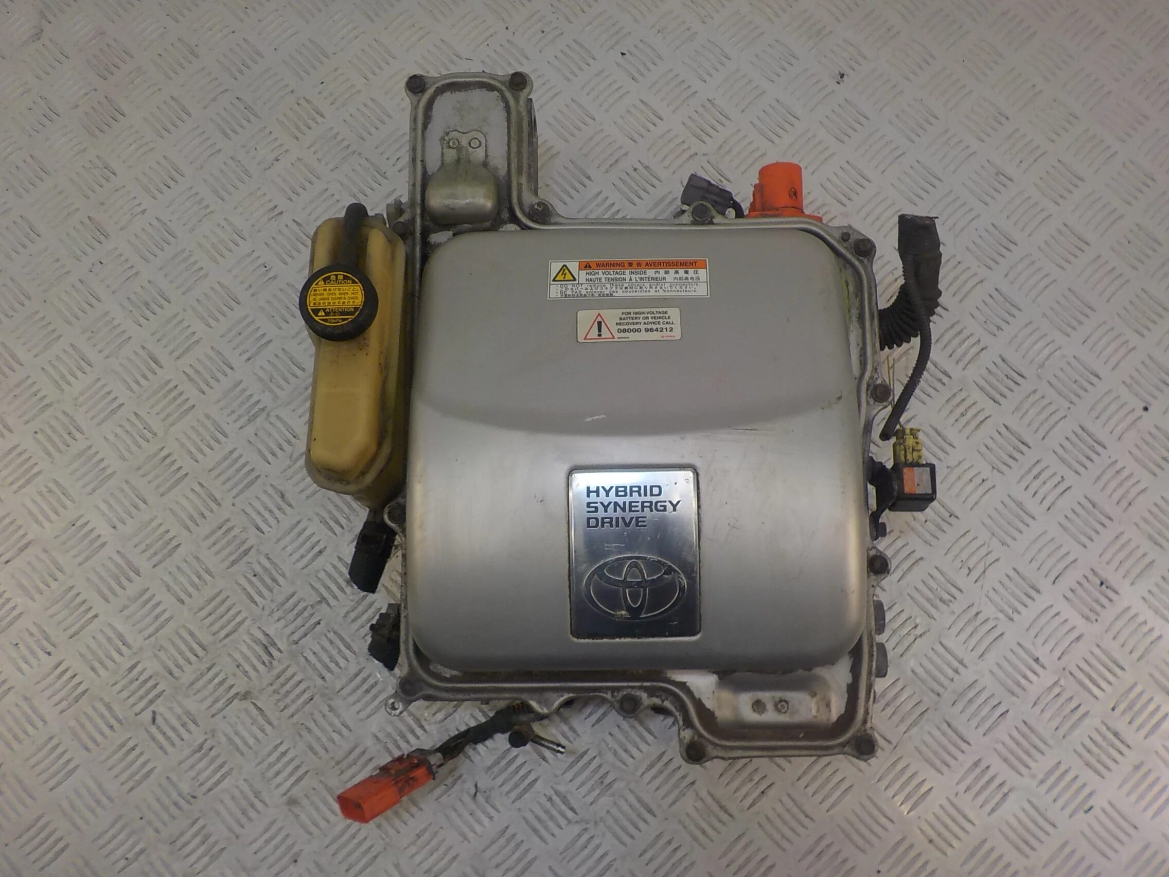 Инвертор тойота приус 10. Модуль инвертора приус 20. Инвертор тойота приус. Разъем инвертора toyota prius 30. G920047120.