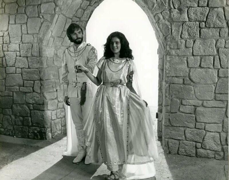 серебряная пряжа каролины