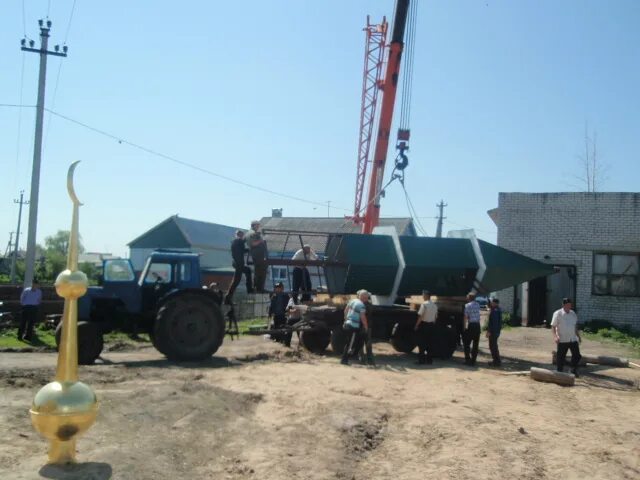 Погода в татарском сугутах. Татарские Сугуты. Батыревский район село Сугуты. Сугуты мечеть. Татар Сугуты, ограда.