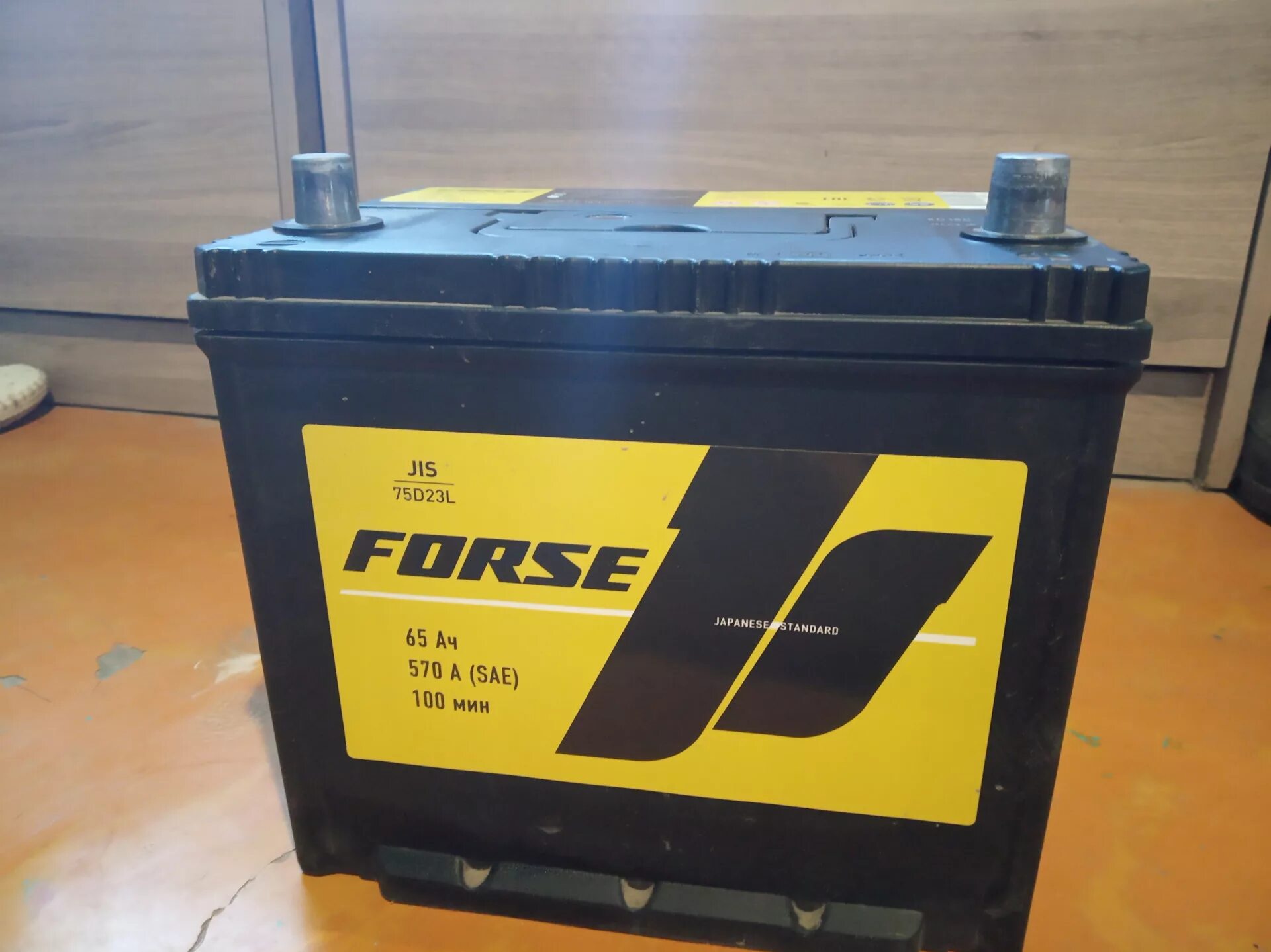 75d23l battery. Аккумулятор forse 60 Ач. АКБ 75d23l Mitsubishi. Аккумулятор jis 75d23l 520cca/118rc на Лансер 10. Аккумулятор 70d23l 520cca/118rc.