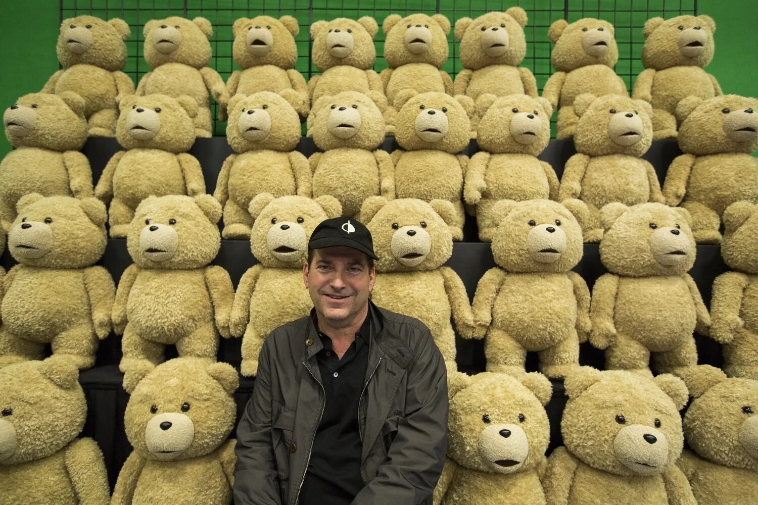 Третий лишний второй. Тед третий лишний 2. Третий лишний 2 - Ted 2 (2015).