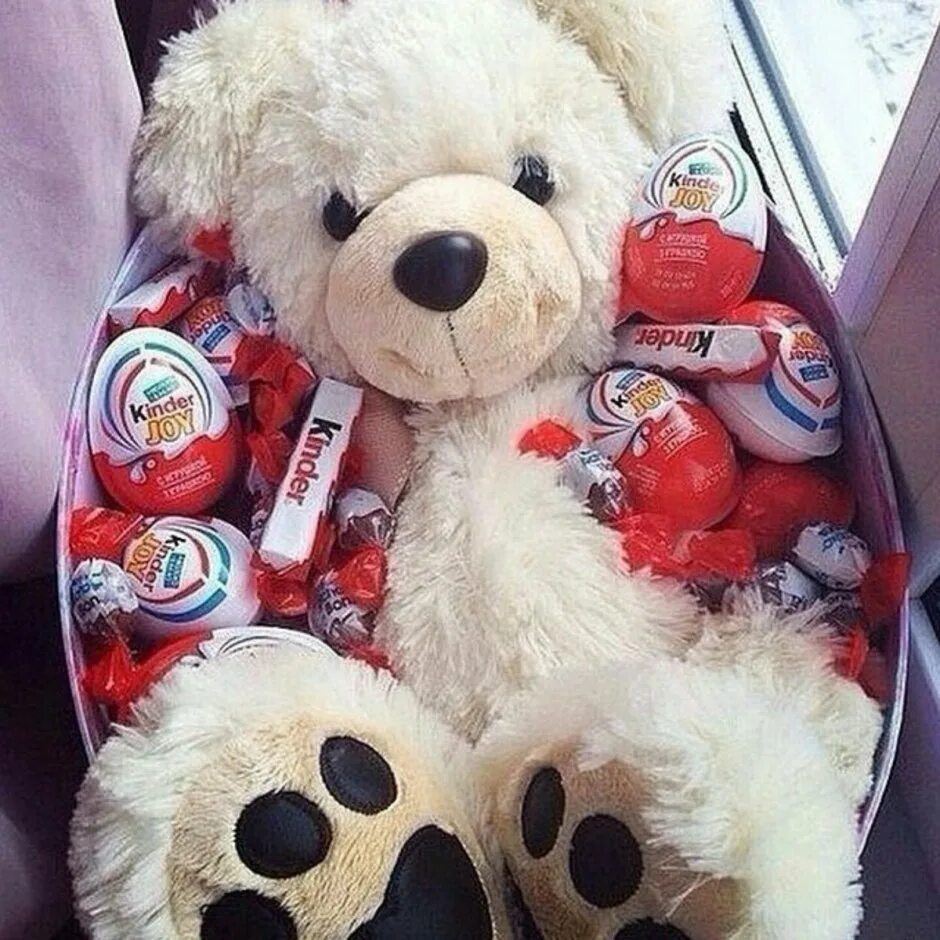 Что подарить девушке которую любишь