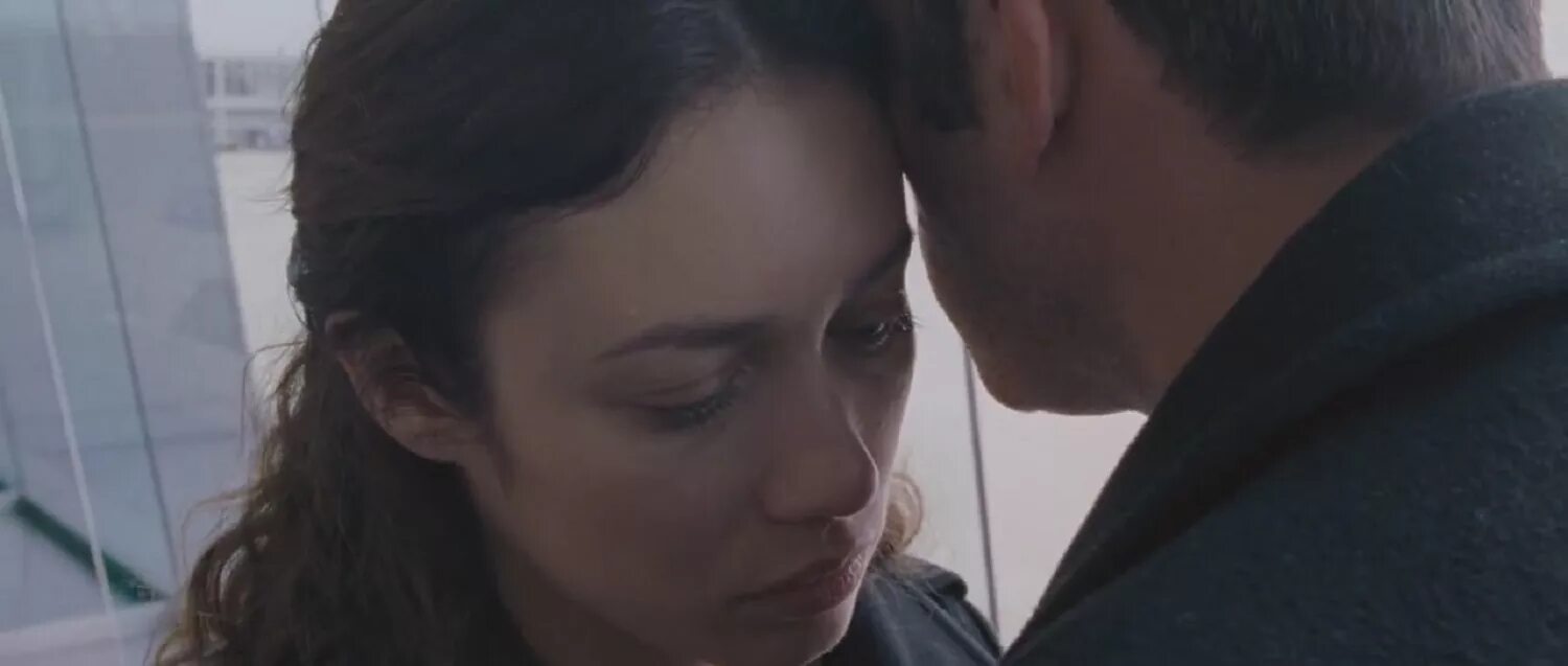Ольга Куриленко В Ночной Рубашке – К Чуду (2012)