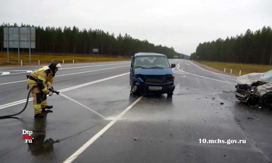 происшествия питкяранта. происшествия питкяранта. трасса петрозаводск питкяранта. дтп питкяранта и питкярантский район. легковушка сбила дорожного рабочего.