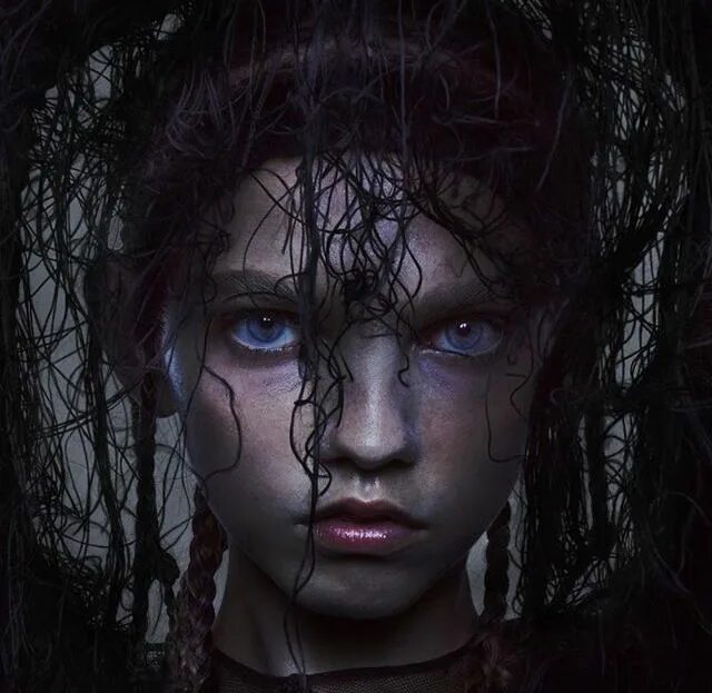 Фэшн съемка. Nick knight. Художник nick knight. Ник найт работы. Ник найт.